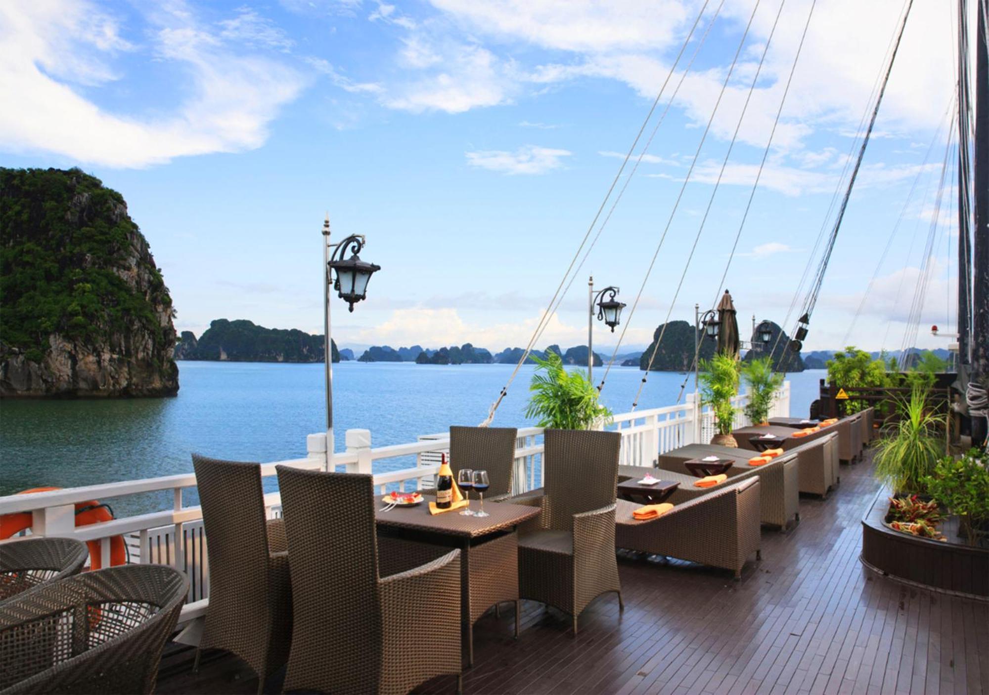 Hotel Halong Arcadia Cruise à Hạ Long Extérieur photo